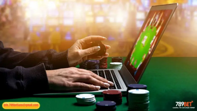 Poker 789BET: Đấu Trí Đỉnh Cao, Thắng Lớn Mỗi Ngày 4 Bí quyết nâng cao khả năng thắng với Poker 789BET